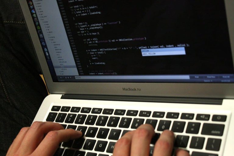 Espionnage économique : une menace sous-estimée pour l’industrie européenne